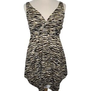 SWIMSUITS For All Black‎ & Gold V-Neck 2-Piece Swim Dress